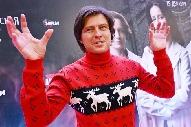 Певец Прохор Шаляпин на премьере сериала "13 Клиническая. Начало" в кинотеатре "Художественный" в Москве. Певец Прохор Шаляпин на премьере сериала "13 Клиническая. Начало" в кинотеатре "Художественный" в Москве.
