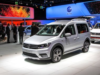 slide image for gallery: 17887 | VW Caddy Alltrack