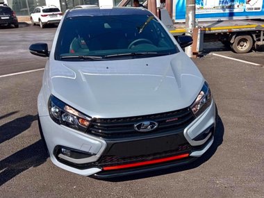 slide image for gallery: 28509 | Lada Vesta Sport