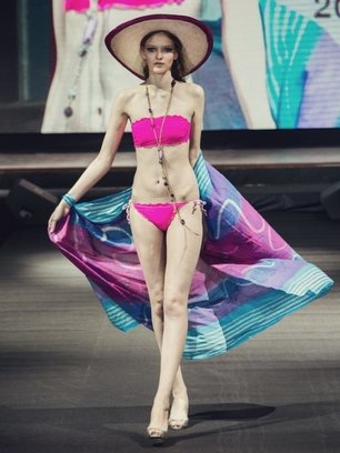 Slide image for gallery: 4987 | Комментарий «Леди Mail.Ru»: Показ купальников бренда Totti Swimwear