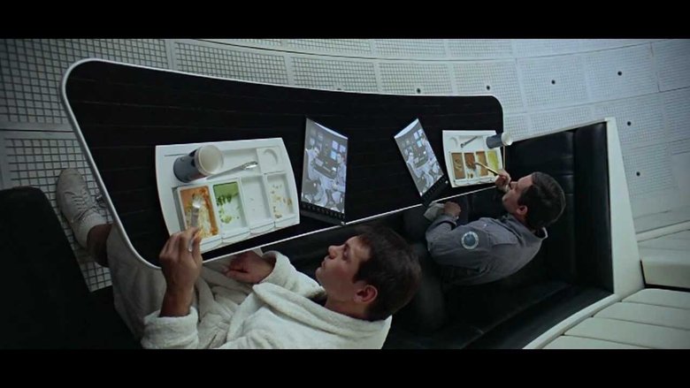 Планшеты, которыми пользовались астронавты в «Одиссее». / Фото – кадр из фильма.