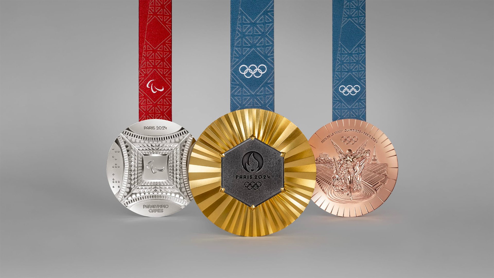 Представлены медали Олимпиады в Париже с фрагментами Эйфелевой башни