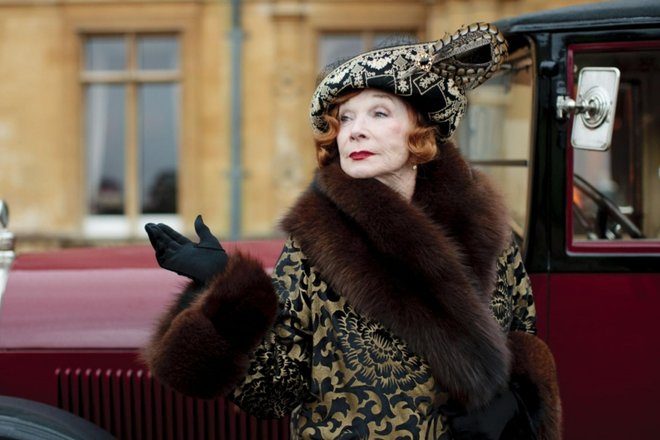 Ширли МакЛейн в сериале «Аббатство Даунтон» Ширли МакЛейн в сериале «Аббатство Даунтон»