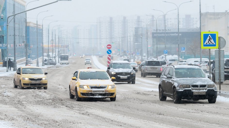 Такси в Москве зимой