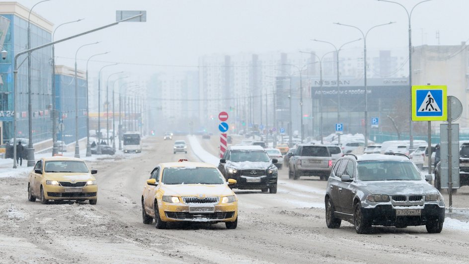 Такси в Москве зимой