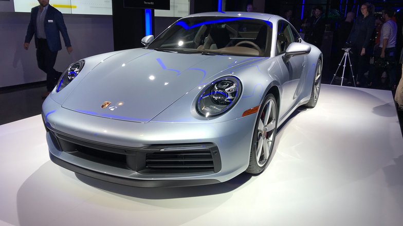 slide image for gallery: 23902 | Новый Porsche 911