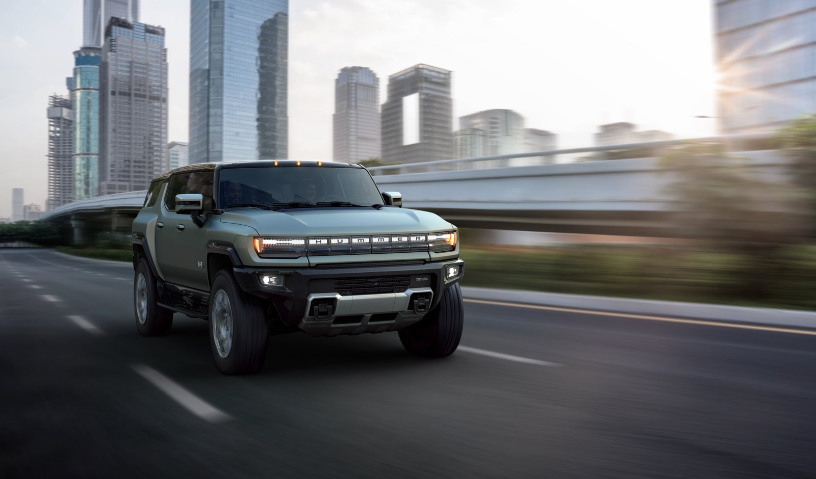 Обзор внедорожника GMC Hummer EV SUV: универсальность в квадрате