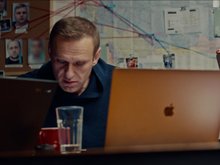 Кадр из Навальный