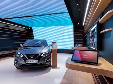 slide image for gallery: 26341 | Nissan dealer
