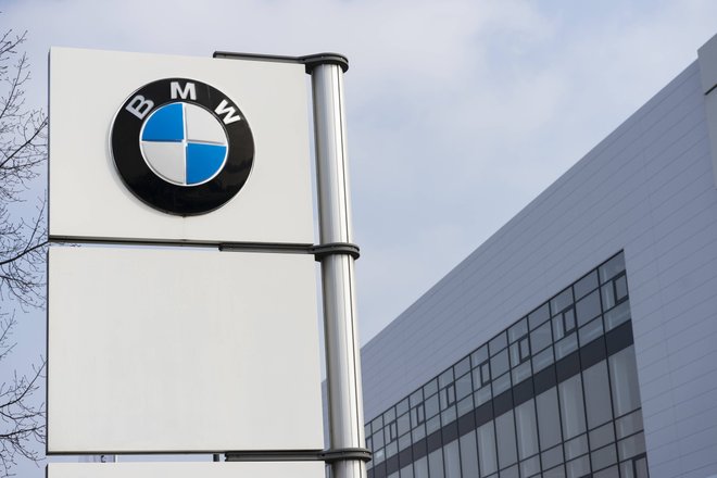 Дилер BMW