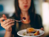 6 причин появления расстройств пищевого поведения