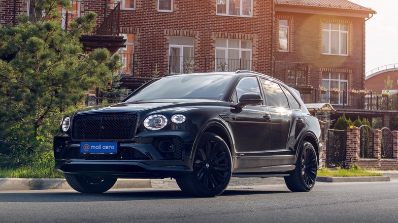 slide image for gallery: 28605 | Bentley Bentayga