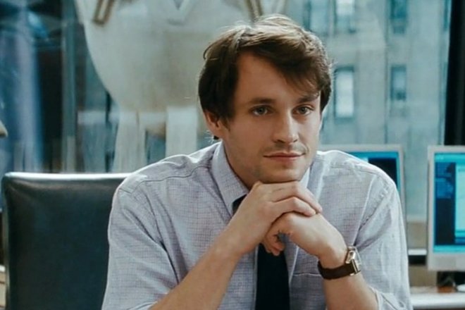Хью Дэнси в фильме «Шопоголик» Хью Дэнси в фильме «Шопоголик»