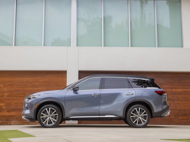 slide image for gallery: 28170 | Infiniti QX60