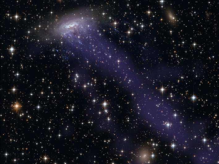 галактика-медуза ESO 137-001 снимок галактика-медуза ESO 137-001 снимок