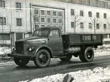 slide image for gallery: 21521 | Другой системы. Советские машины на альтернативном топливе