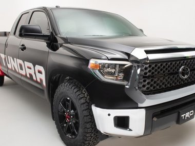 slide image for gallery: 23850 | Toyota Tundra