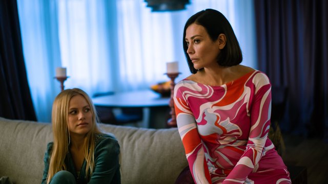 Кадр из сериала «С нуля» Кадр из сериала «С нуля»