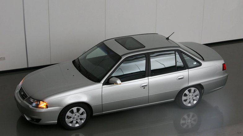 slide image for gallery: 25930 | Daewoo Nexia