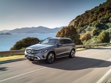 slide image for gallery: 24163 | Mercedes-Benz GLC