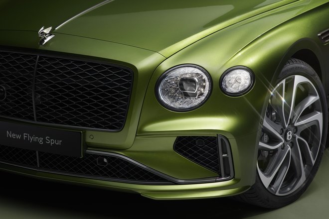 Bentley Flying Spur (2024)