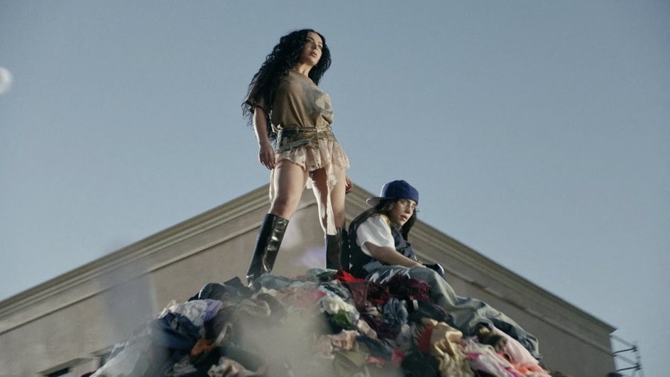 Билли Айлиш, Charli XCX Билли Айлиш, Charli XCX