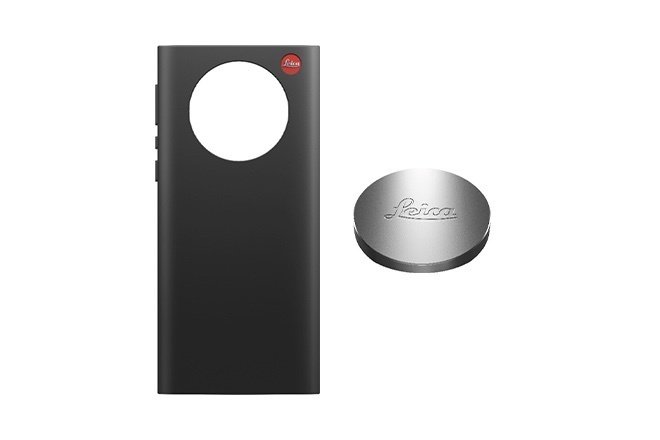 В комплект с Leitz Phone 1 идут чехол с вырезом для особой крышки объектива и сама крышка