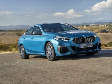 slide image for gallery: 25142 | M235i xDrive Gran Coupe