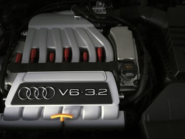 slide image for gallery: 24661 | Audi TT 2006 года