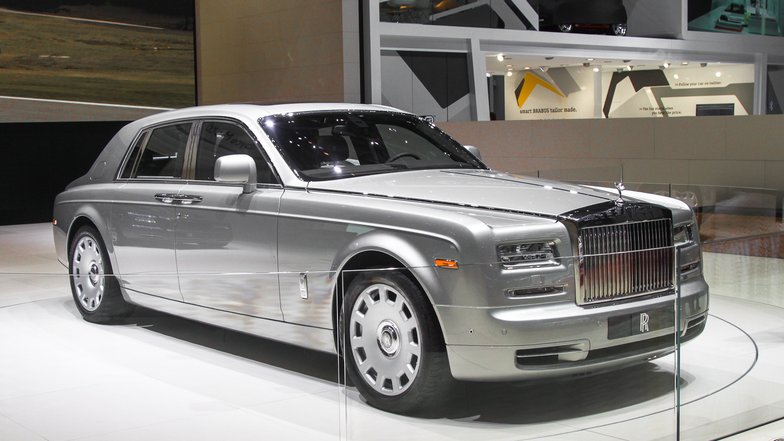 slide image for gallery: 3003 | Rolls-Royce обновил Phantom