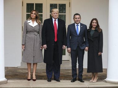 Slide image for gallery: 12100 | Мелания и Дональд Трамп с президентом Гватемалы и его женой