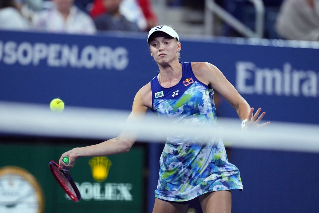 Рыбакина одержала первую победу на Итоговом турнире WTA