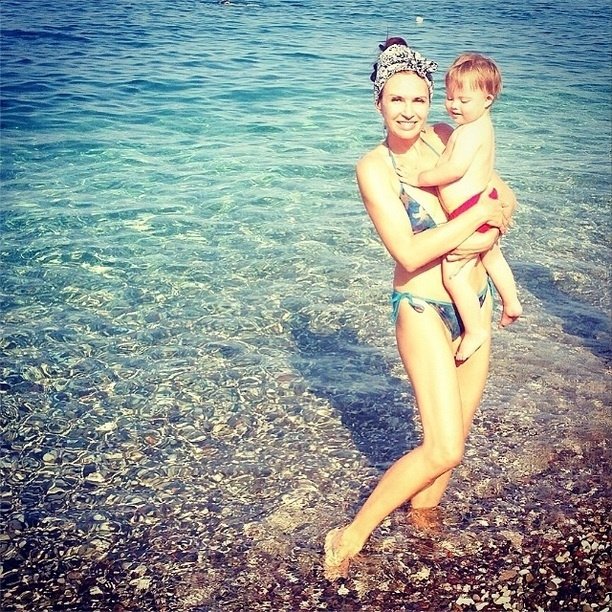Эвелина Блёданс отдыхает с сыном в Турции