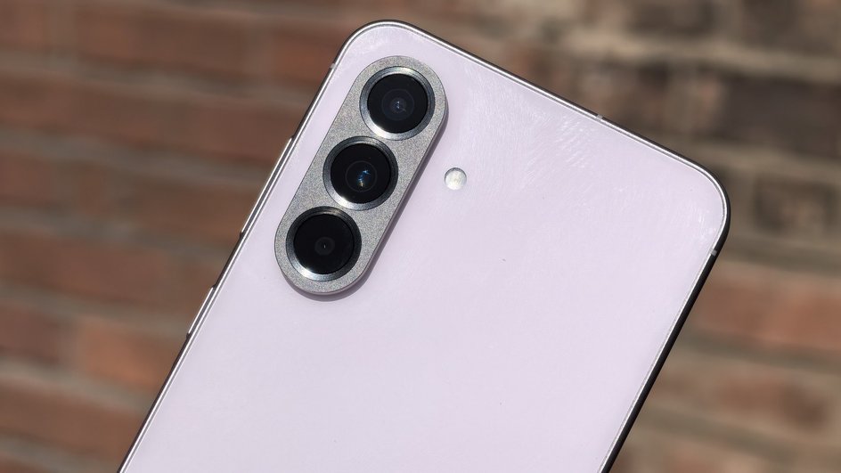 Смартфон Samsung Galaxy A56 Смартфон Samsung Galaxy A56