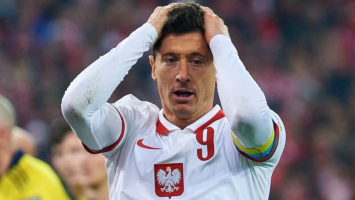 Тренер сборной Польши сообщил, когда Левандовски будет готов сыграть на Евро