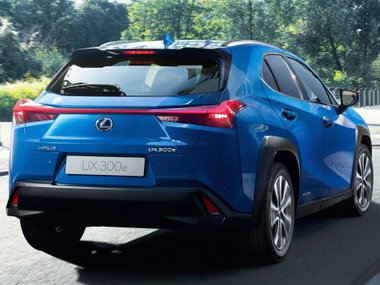 slide image for gallery: 26400 | Lexus UX 300e