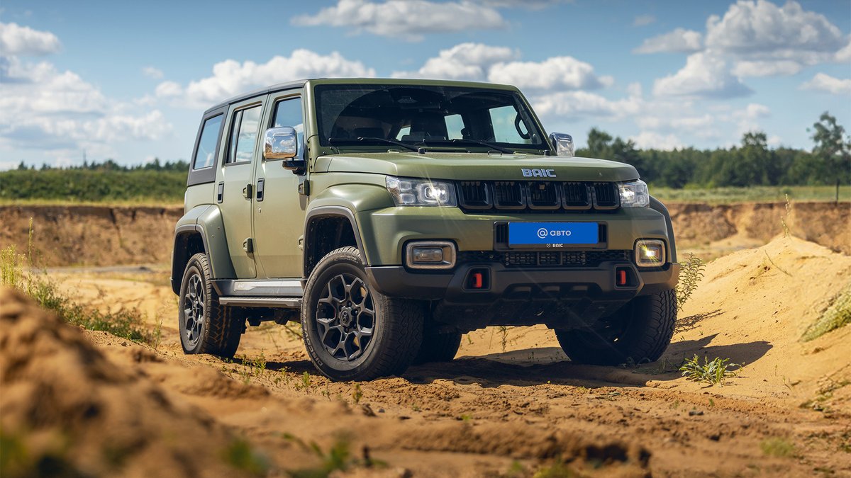 Видеобзор BAIC BJ40 с дизельным двигателем