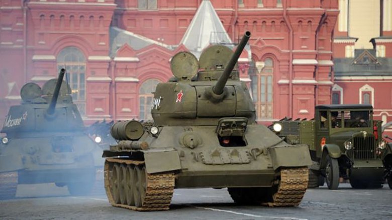 Лаосские Т-34 в России будут использовать на парадах, но еще недавно они были полноценными боевыми единицами. Фото: AFP 