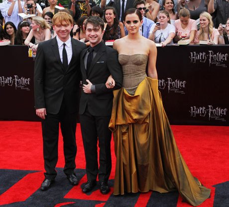 Руперт Гринт с Дэниэлом Рэдклиффом и Эммой Уотсон на премьере последнего «Гарри Поттера», Нью-Йорк, июль 2011 года