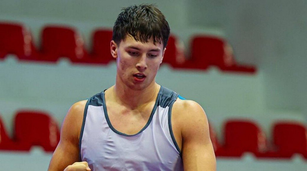 Белорусский борец Павел Глинчук вышел в финал молодежного чемпионата мира