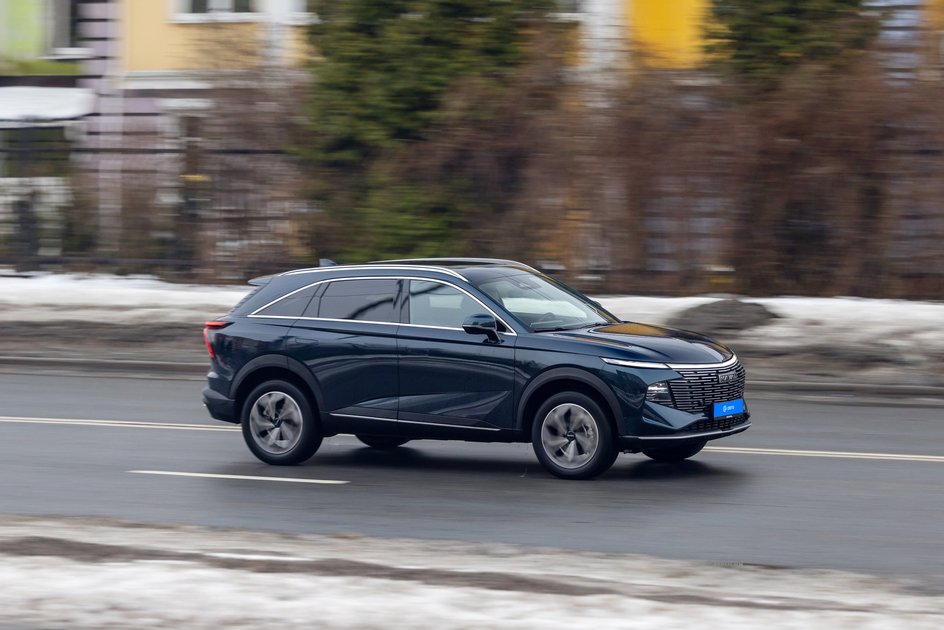 Haval F7 против Geely Atlas Haval F7 против Geely Atlas