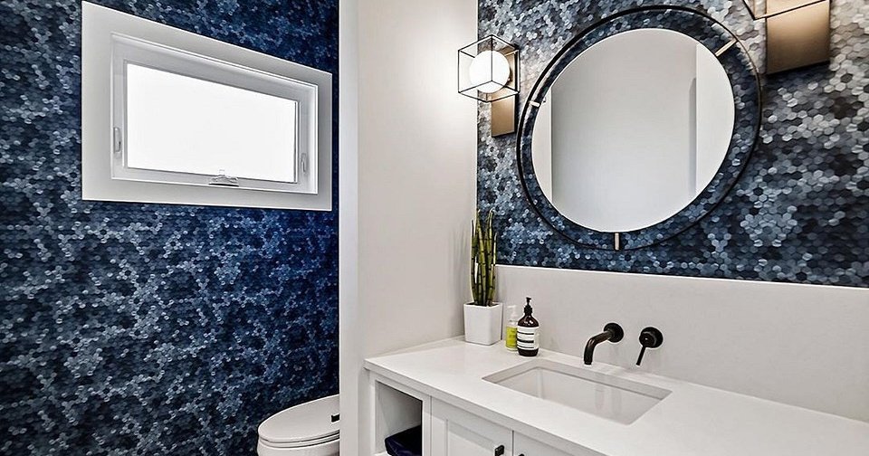Элегантно и красиво: мозаика в дизайне ванной комнаты (66 фото)