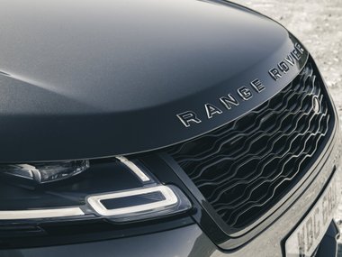 slide image for gallery: 24551 | Range Rover Velar SVAutobiography Dynamic детали