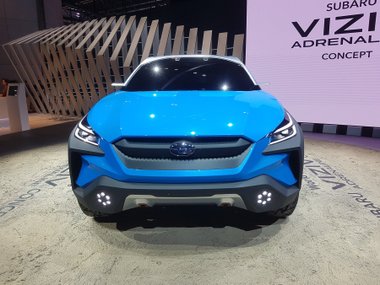 slide image for gallery: 24192 | Subaru Viziv Adrenaline