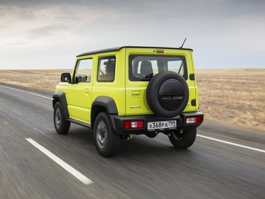 slide image for gallery: 25108 | Suzuki Jimny 5