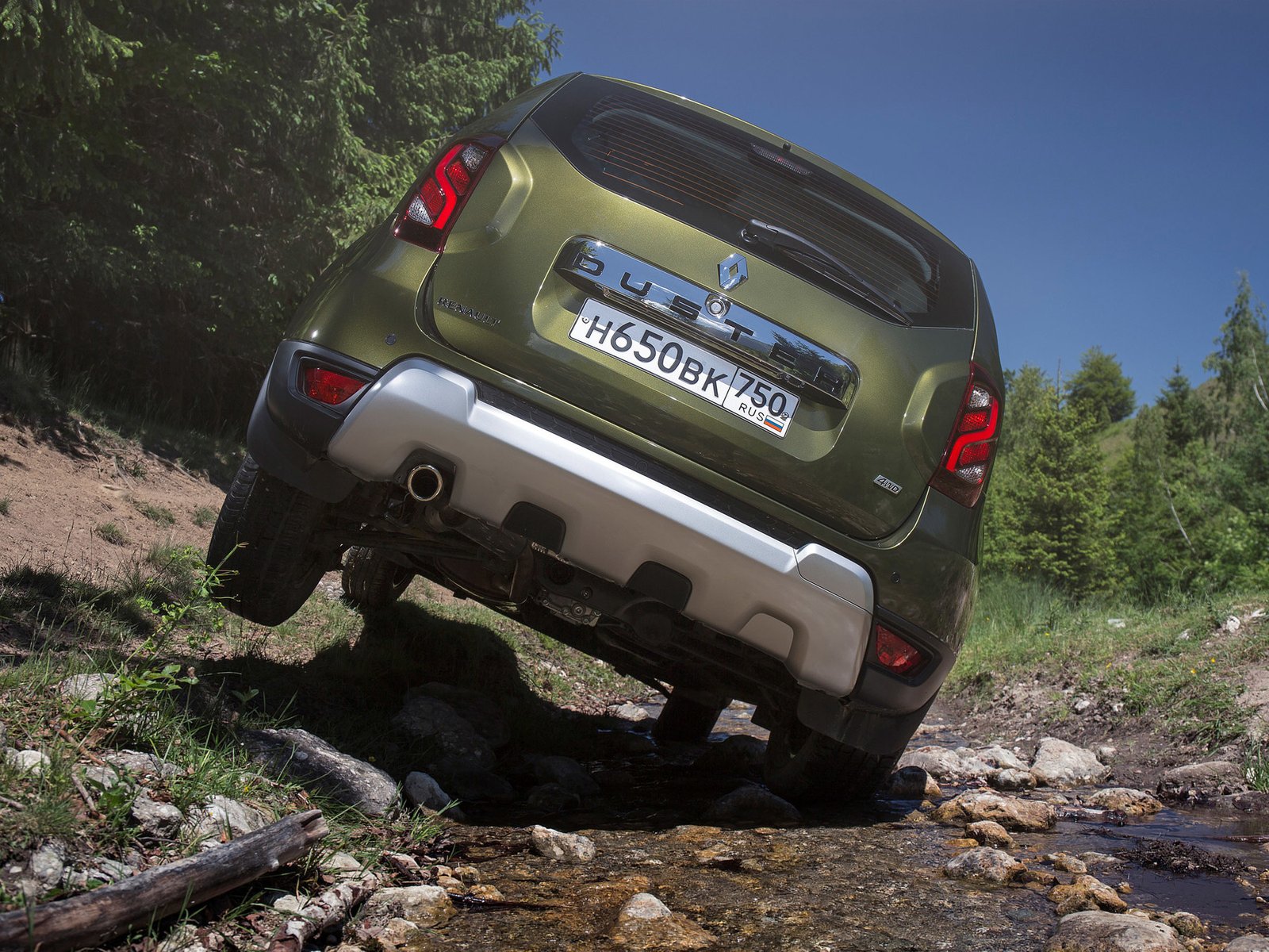 Стоит ли брать подержанный Renault Duster