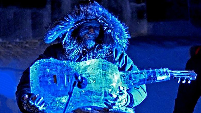Открытие физиков хоть и не такое фотогеничное, но не менее крутое. Фестиваль холодной музыки: Ice Music в Норвегии. Фото: travelinlife.ru