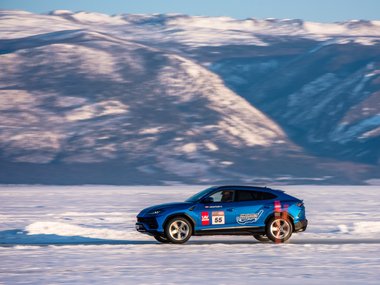 slide image for gallery: 27677 | Самый быстрый Urus