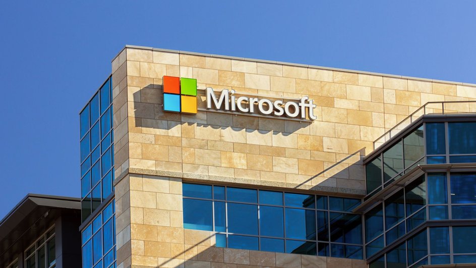 Microsoft повысила цены на Xbox Microsoft повысила цены на Xbox