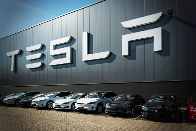 Чистая прибыль Tesla обрушилась на 71 процент Чистая прибыль Tesla обрушилась на 71 процент